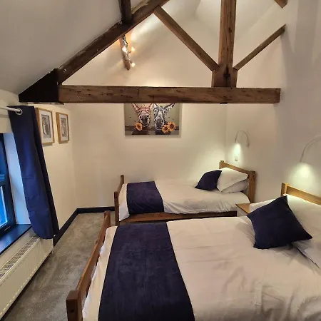 The Old Mill - Centre Holiday home *