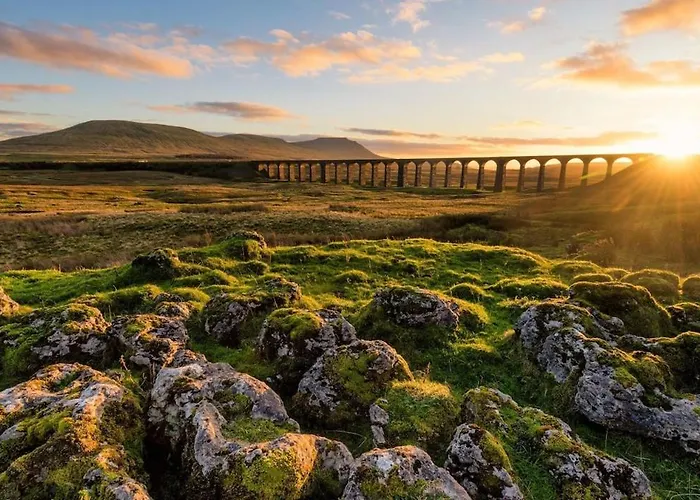 The Old Mill - Centre *