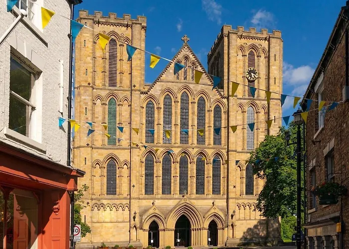 The Old Mill - Centre